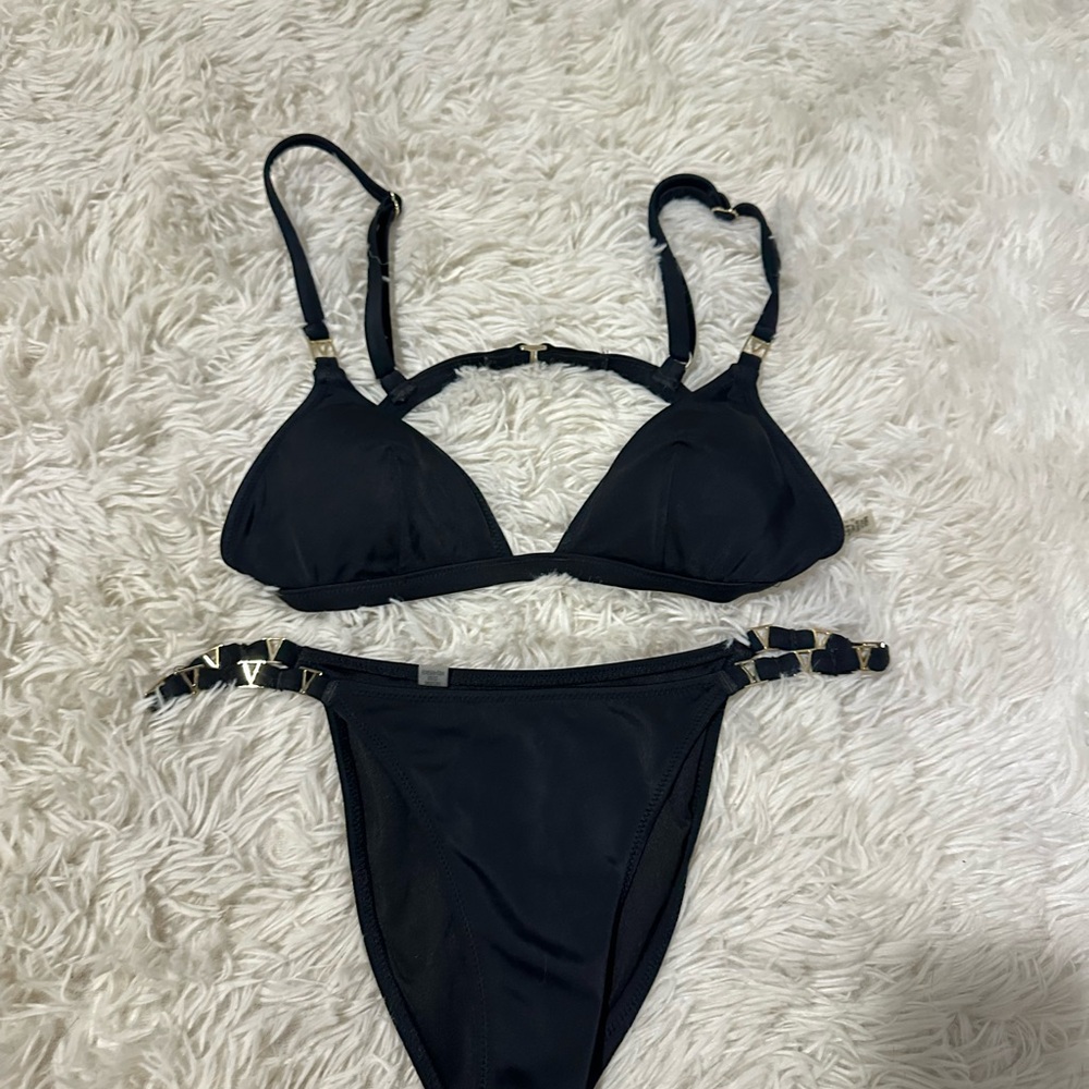 Victoria’s Secret Bikini Set